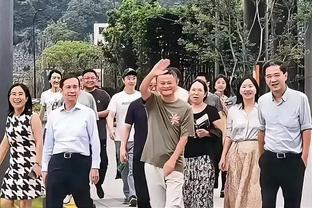 波波：对文班不会揠苗助长 我们之前也是培养邓肯的